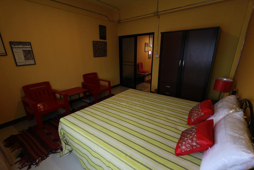 เชซ ป้อม Hotel เชียงใหม่ ภายนอก รูปภาพ
