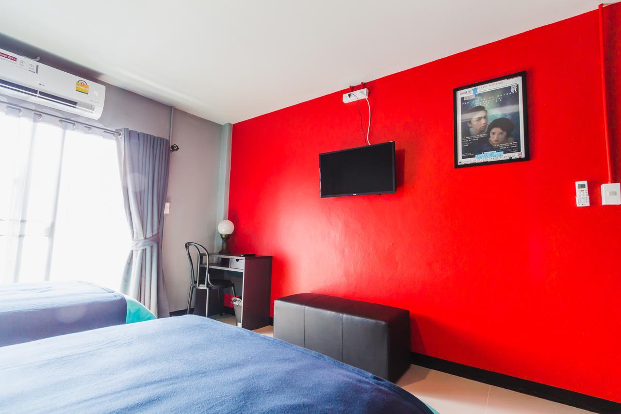 เชซ ป้อม Hotel เชียงใหม่ ภายนอก รูปภาพ