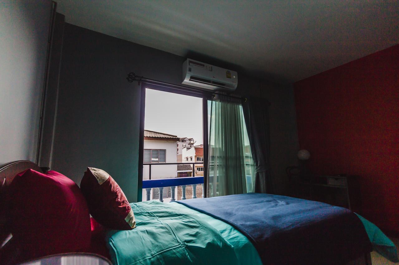 เชซ ป้อม Hotel เชียงใหม่ ภายนอก รูปภาพ