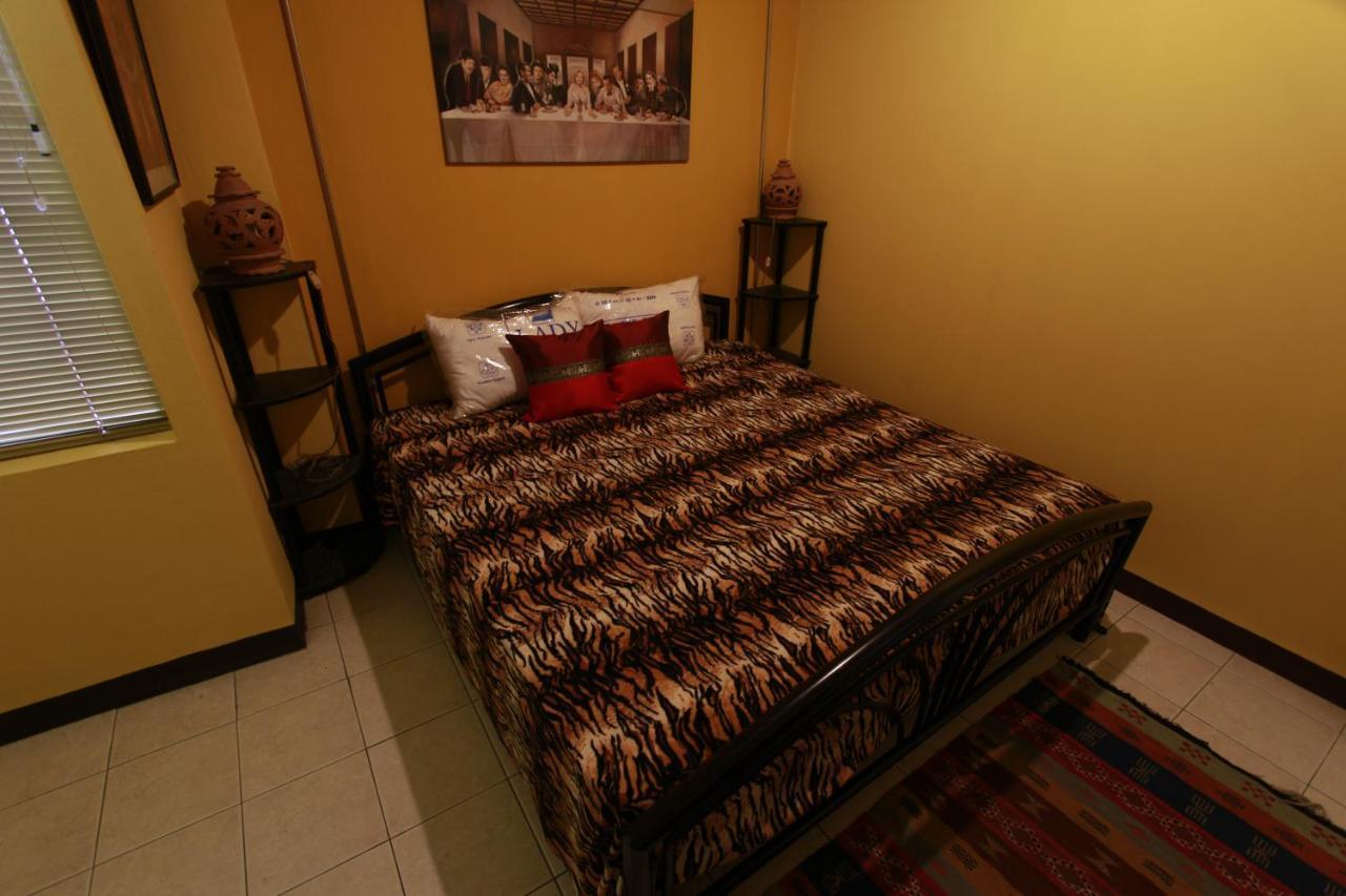 เชซ ป้อม Hotel เชียงใหม่ ภายนอก รูปภาพ